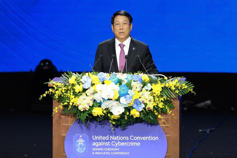 Chủ tịch nước Lương Cường phát biểu tại phiên khai mạc Lễ mở ký Công ước Hà Nội - Ảnh VGP/Nhật Bắc