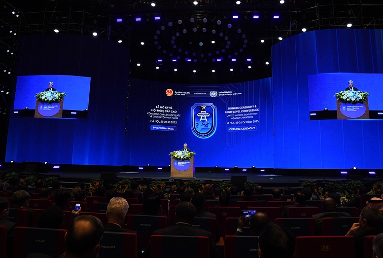 Tổng Thư ký Liên Hợp Quốc António Guterres phát biểu tại buổi lễ - Ảnh VGP/Hải Minh