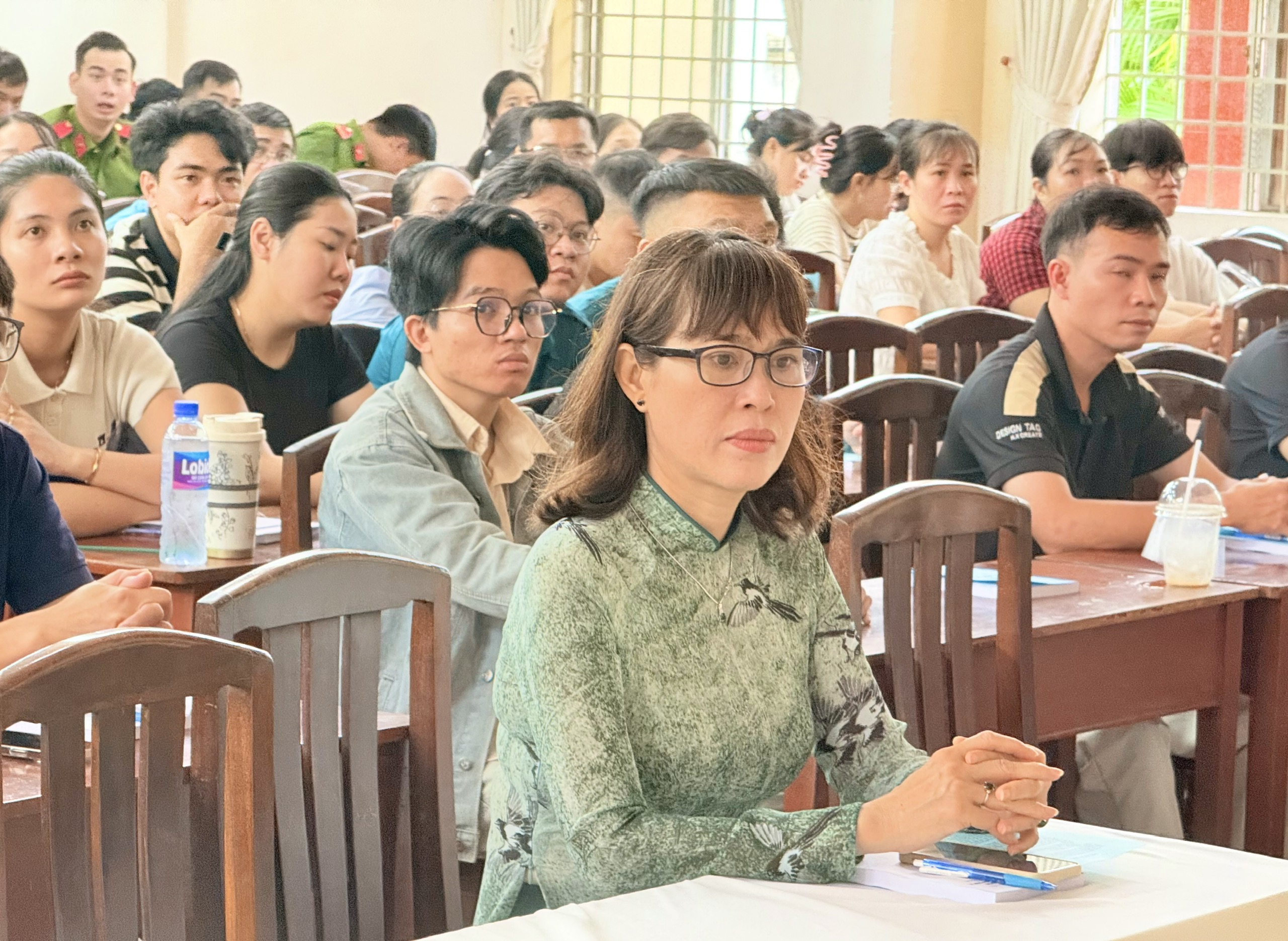 Giám đốc Trung tâm chính trị Trấn Biên Bà Phạm Thị Nguyệt Thu tham dự tại lễ khai giảng.