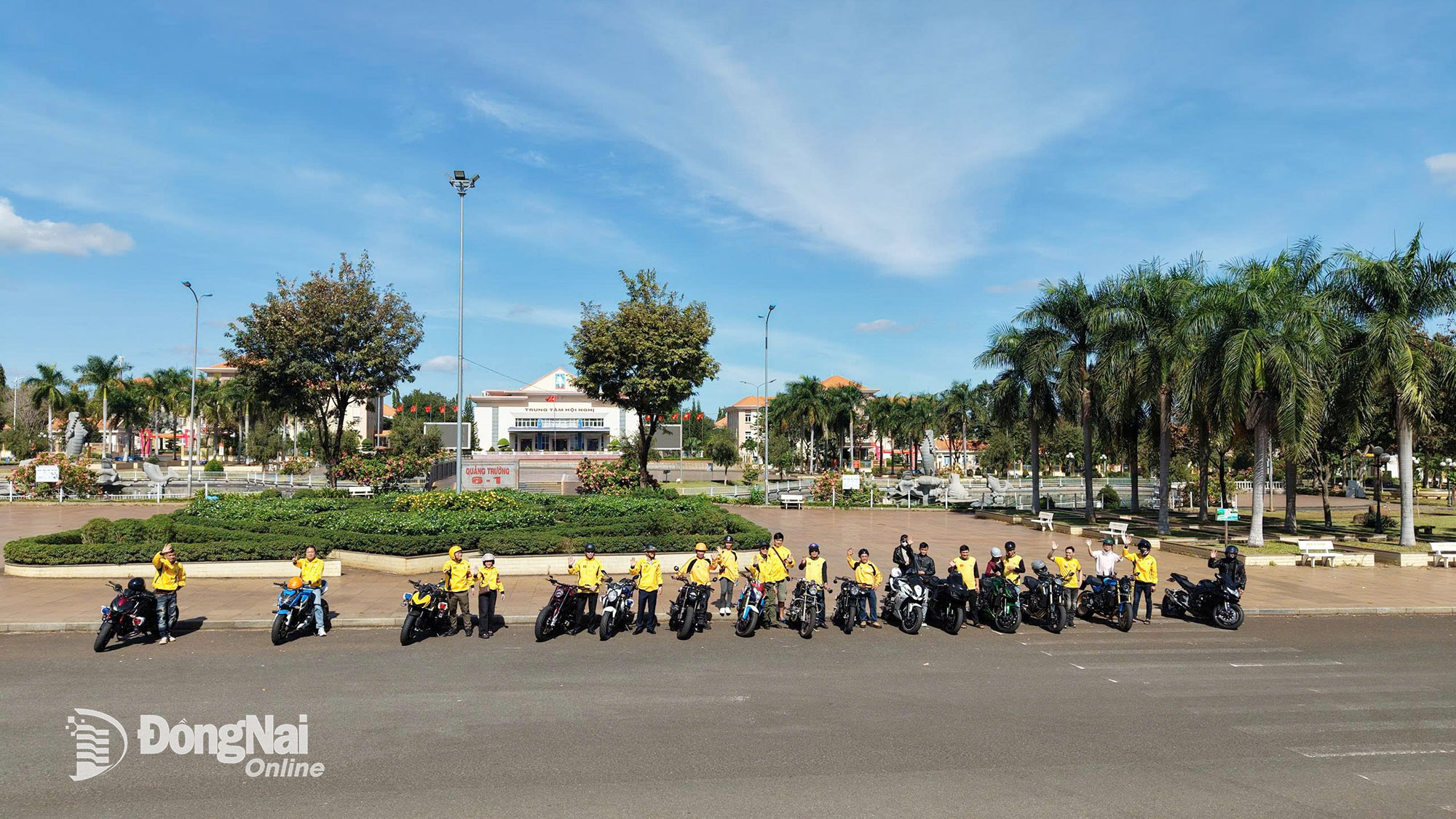 Quảng trường 6-1 là điểm check-in quen thuộc của nhiều du khách khi ghé thăm Phước Bình, Phước Long. Ảnh: Trương Hiện