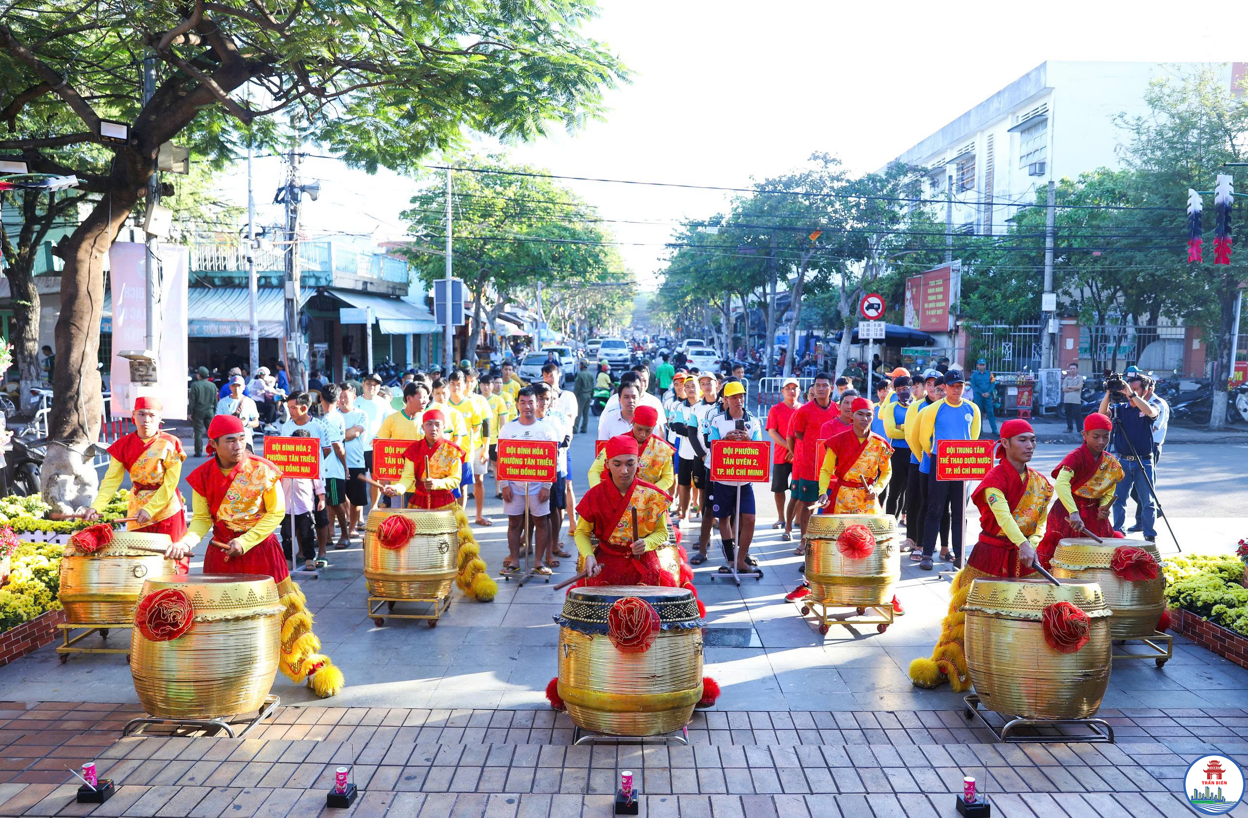 Biểu diễn trống hội tại Giải vô địch các Câu lạc bộ đua thuyền tỉnh Đồng Nai mở rộng mừng Đảng, mừng Xuân Bính Ngọ 2026