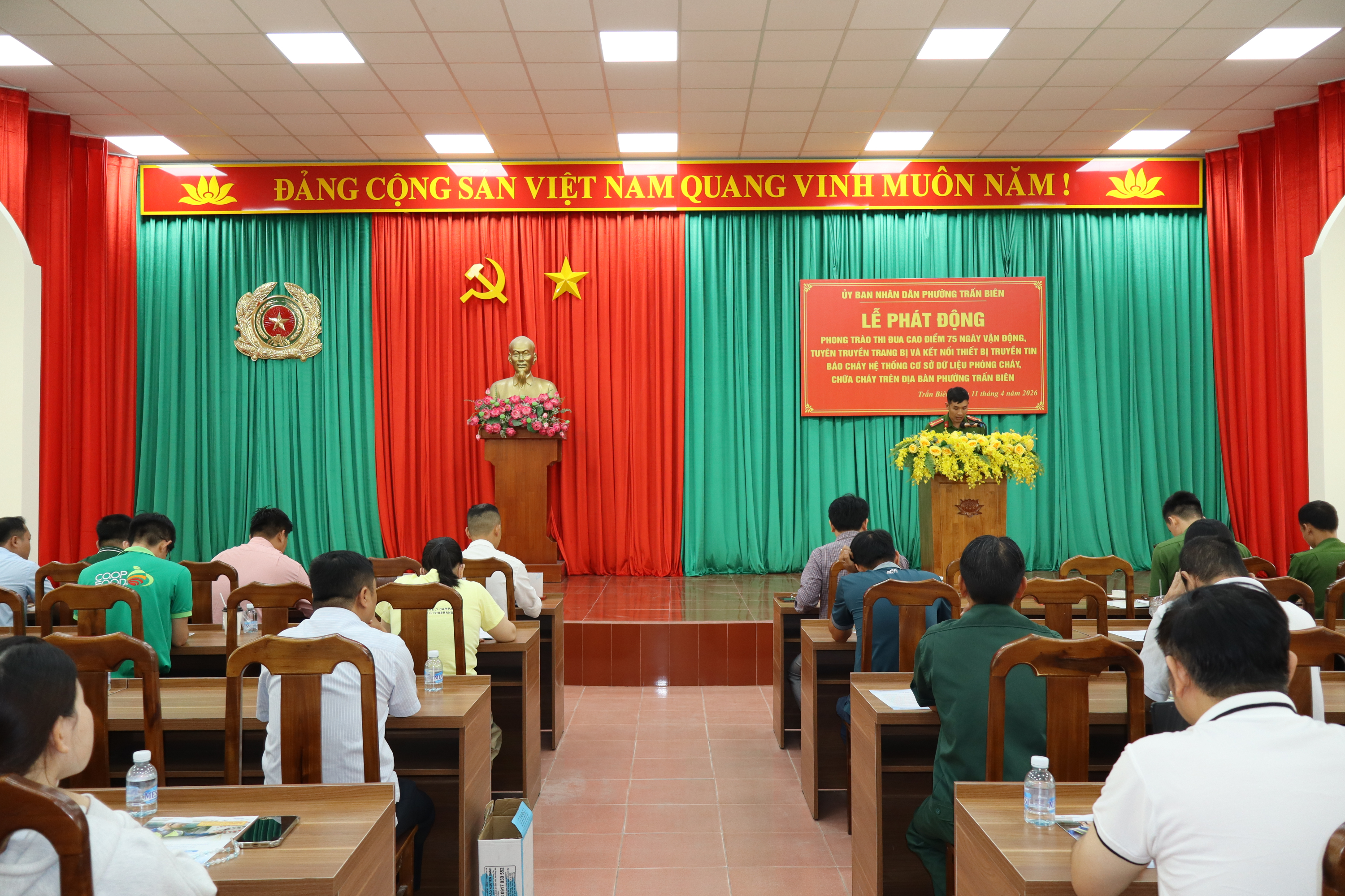 Phường Trấn Biên phát động cao điểm 75 ngày vận động kết nối thiết bị truyền tin báo cháy