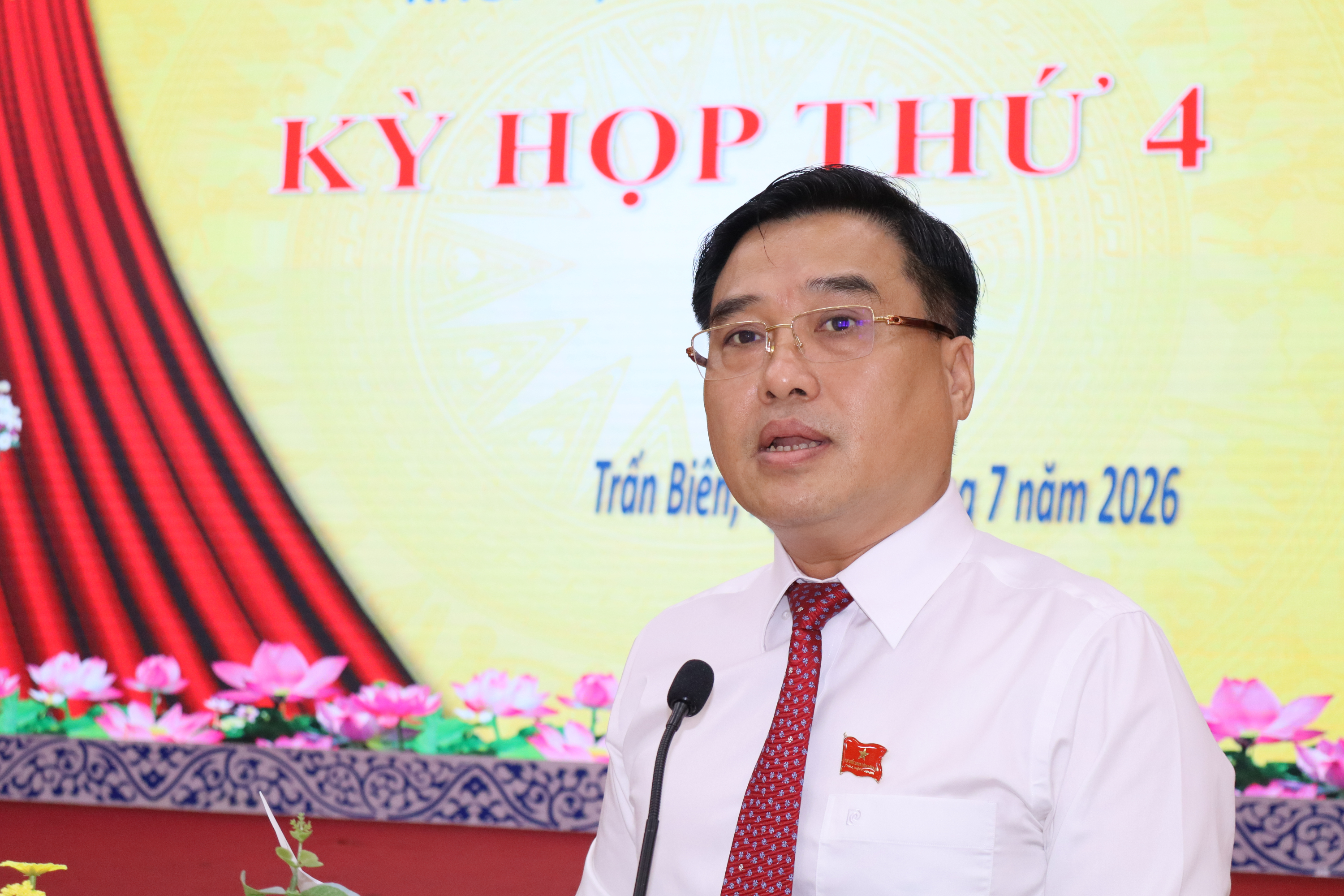 Ủy viên Ban Thường vụ Thành ủy, Bí thư Đảng ủy, Chủ tịch HĐND phường Trấn Biên Hồ Văn Nam phát biểu chỉ đạo tại hội nghị